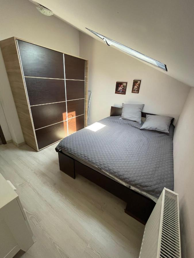 Apartament 2 Camere Chiajna Exterior foto